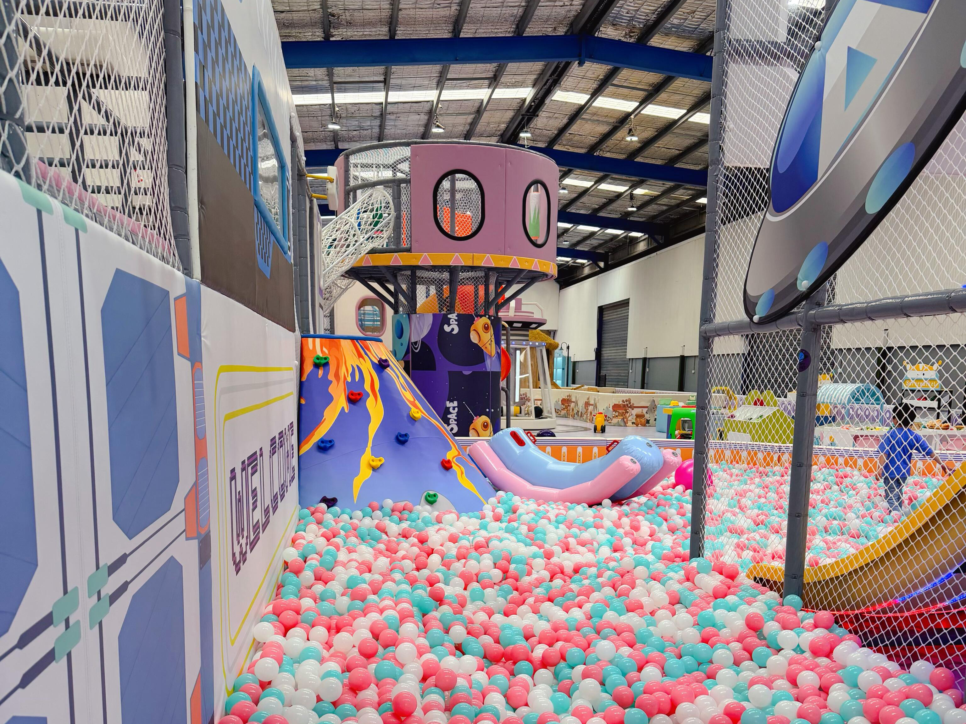 小区室内儿童乐园运营管理与服务